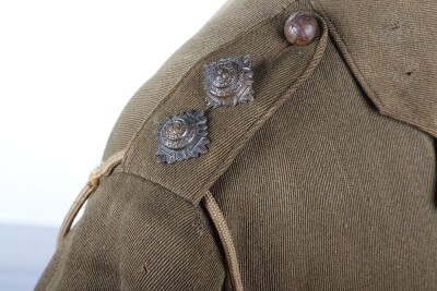 WW1 British Officers Shoulder Rank Tunic. - 6