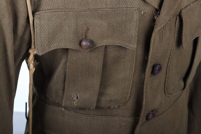 WW1 British Officers Shoulder Rank Tunic. - 7