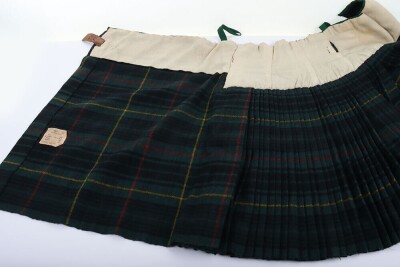 9 th Royal Scots Highlanders Kilt dated 1916 - 6