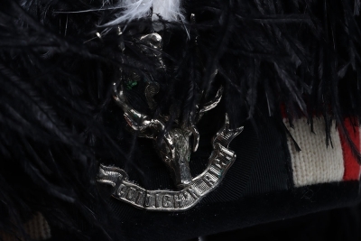 Seaforth highlanders ostrich feather bonnet - 4