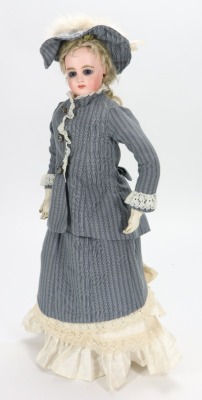 A Jumeau bisque shoulder head fashion doll, size 7, French circa 1870, - 2