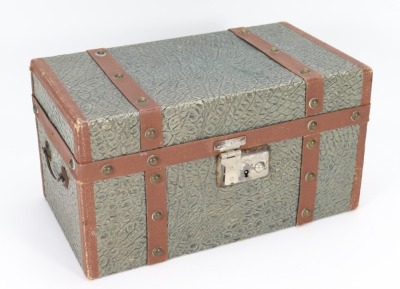 A sweet S.F.B.J 60 bisque head doll with trunk and trousseau, - 2