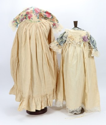 A selection of ten various dolls dresses, - 5