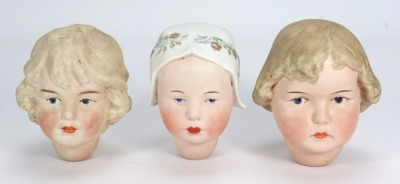 A pair of Gebruder Heubach Edwardian sailing figurines, German circa 1905, - 3