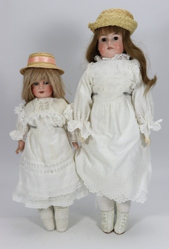 A.M 370 bisque shoulder head doll,
