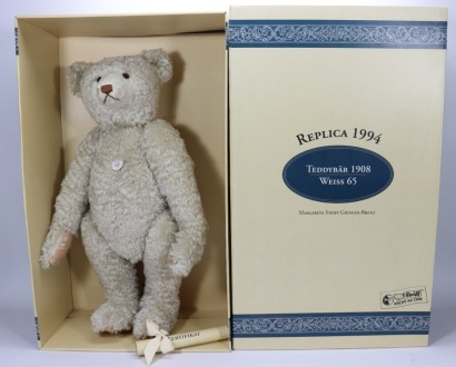 A White Steiff Teddy Bear 1908 65cm Limited Edition Teddy Bear 1994,