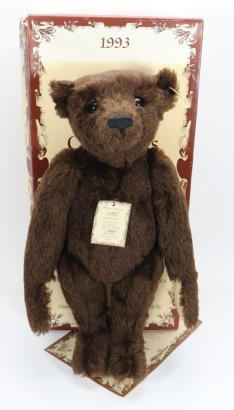 A Steiff British Collectors 1907 replica limited Edition Teddy bear,