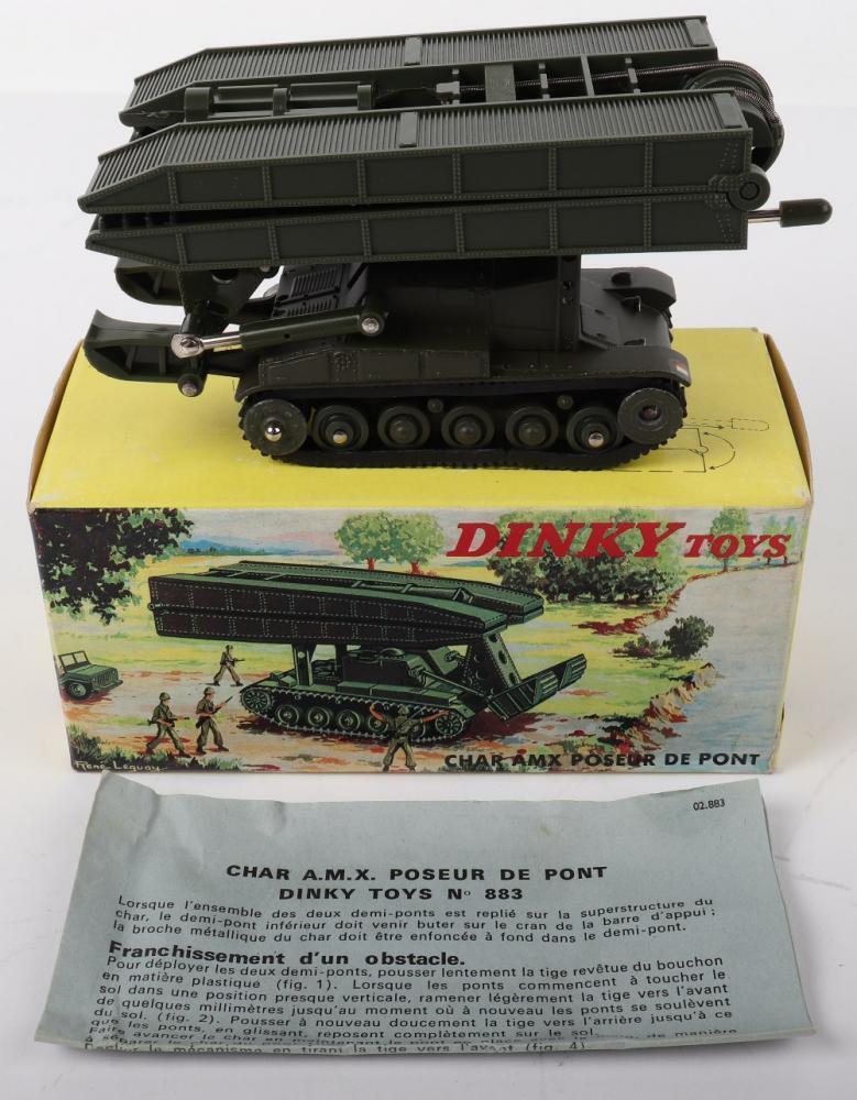Dinky toys militaire - Char AMX , poseur de pont ref 883 , en boite Dinky toys militaire - Char AMX , poseur de pont ref 883 , en boite