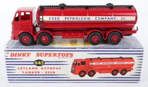 Dinky Supertoys 943 Leyland Octopus Tanker ‘Esso’