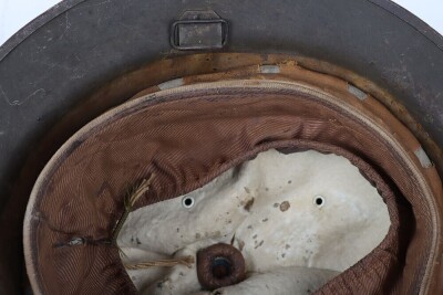WW1 British Officers Brodie Helmet, Battle Damaged with Bullet Hole - 7