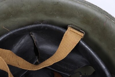 WW2 British Mk.III Steel Combat 'Turtle' Helmet. - 4