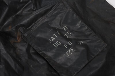 Royal Navy Foul Weather Rubberized Coat. - 9