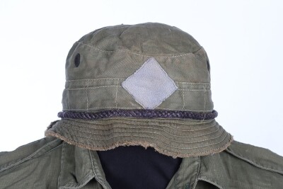 British Post War Jungle Shirt and 1944 Pattern Bush Hat. - 2
