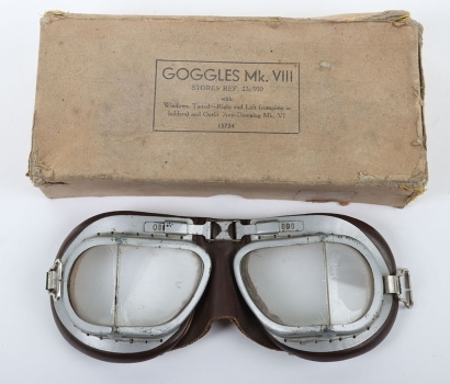 WW2 Royal Air Force Mk VIII Flying Goggles in Original Box