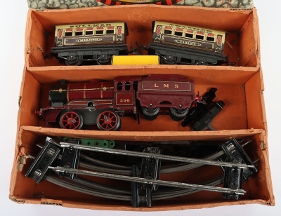 Hornby 0 Gauge Clockwork Pre-War No 2 Passenger Train Se - 9