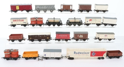 A Quantity of 00/H0 Gauge Rolling Stock & Wagons