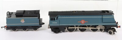 Wrenn H0/00 W2267 Merchant Navy Class Locomotive and Tender - 3