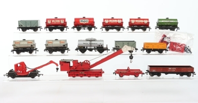A Large Quantity of Hornby Dublo Super Detail Coaches, Rolling Stock & Wagons - 4