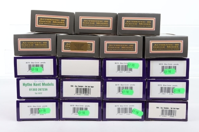 Nineteen Boxed Dapol 00 Gauge Scale Rolling Stock & Wagons - 4