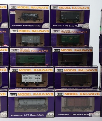 Twenty-Four Boxed Dapol 00 Gauge Scale Wagons - 3