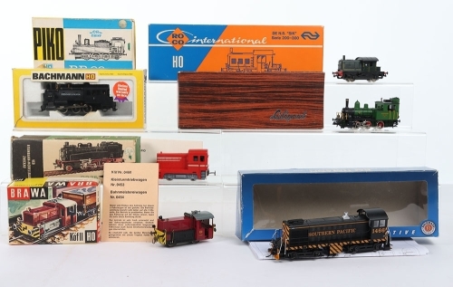 Seven Boxed H0 Locomotives