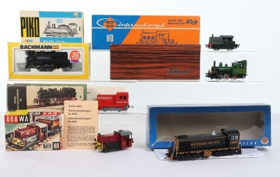 Seven Boxed H0 Locomotives