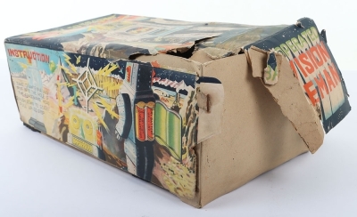 Boxed Alps battery operated Tinplate Television Spaceman, Japanese 1960s - 10