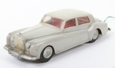Boxed Alps battery operated Tinplate Television Spaceman, Japanese 1960s - 14