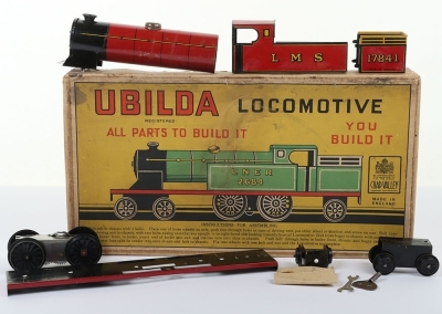 Boxed Tinplate Chad Valley Ubilda clockwork Locomotive - 2