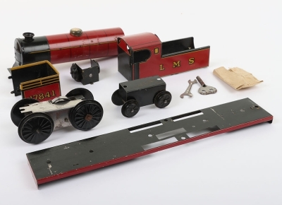 Boxed Tinplate Chad Valley Ubilda clockwork Locomotive - 3