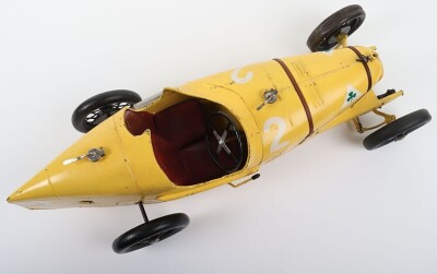 Rare Early 1930&rsquo;s CIJ (France) Alfa Romeo P2 Clockwork Racing Car finished in Belgium Yellow - 13