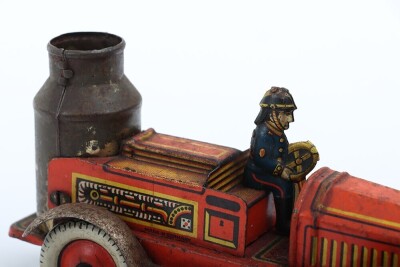 Arnold (Germany) Tinplate Clockwork Fire Engine - 5