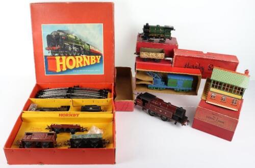 Hornby Series 0 gauge locomotive and rolling stock