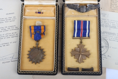 WW2 USAAF Distinguished Flying Cross Medal and Document Grouping of 1st Lieutenant Leon C Druckenmiller B-17 Bomber Pilot of 554th Bombardment Squadron, 384th Bombardment Group - 2