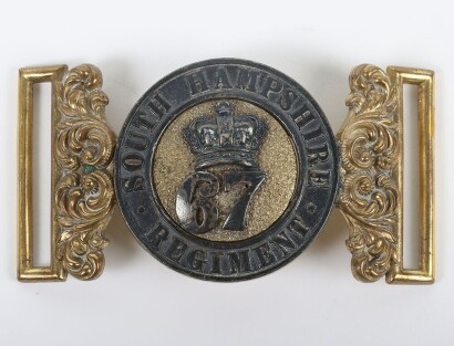 67th (South Hampshire) Regiment of Foot Officer's Silver & Gilt Waist Belt Clasp.