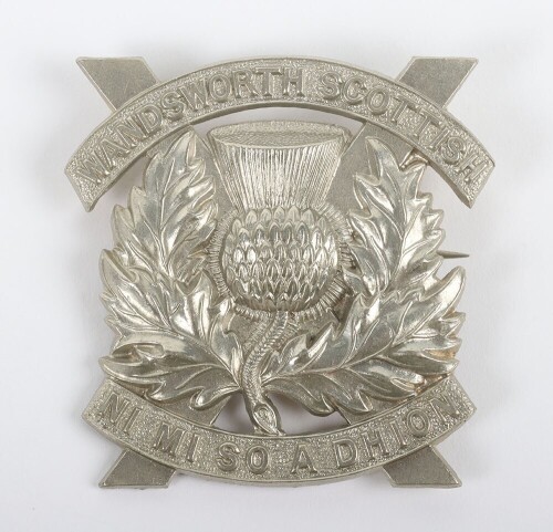 WW1 Wandsworth Scottish Glengarry Badge. A very fine die - stamped white metal example.