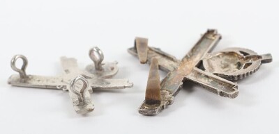 The Machine Gun Corps Officer's Silver Cap & Collar Badges. - 3