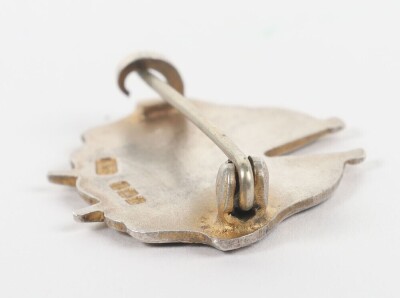18th,19th,20th & 21st University & Public Schools Service Battalions Pin backed Badge. - 3