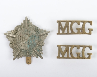 Machine Gun Guards Cap Badge and Shoulder Title Group