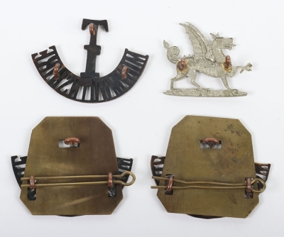 WW1 1st Battalion Monmouthshire Regiment Badge Grouping - 2