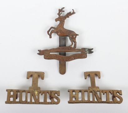 Huntingdonshire Cyclists Cap Badge and Shoulder Title Group