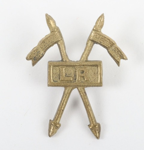 Rare WW2 Indian Long Range Squadron Beret Badge