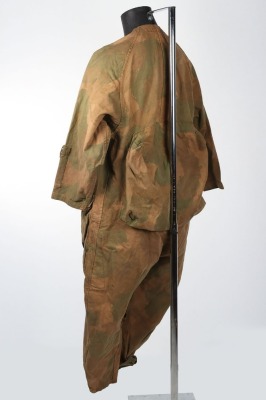 Rare WW2 Special Operation Executive (SOE) Camouflage Jumpsuit or 'Striptease'. - 4