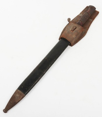 WW1 German G98 Saw Back Pioneers Bayonet in Leather Scabbard. - 2
