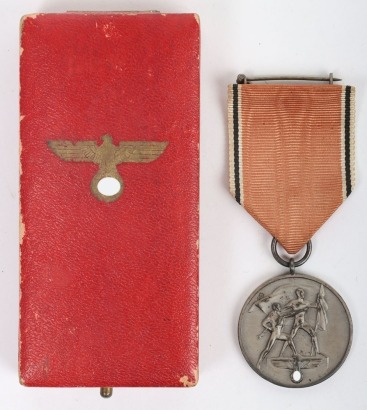 Third Reich 13th March 1938 Austrian annexation medal with box of issue