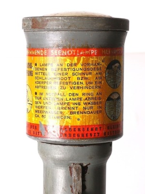 Rare WW2 German Luftwaffe Sea Bailout Survival Signal Torch / Lamp - 2