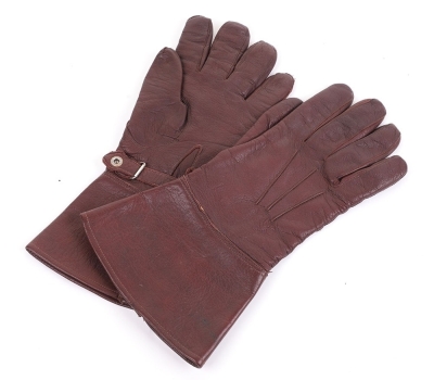Pair of WW2 German Luftwaffe Flying Gloves - 6