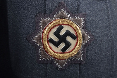 WW2 German Luftwaffe Generalleutnant Tunic with German Cross in Gold - 14
