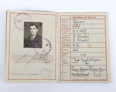 WW2 German Wehrpass of Leutnant Josef Schwan - 2