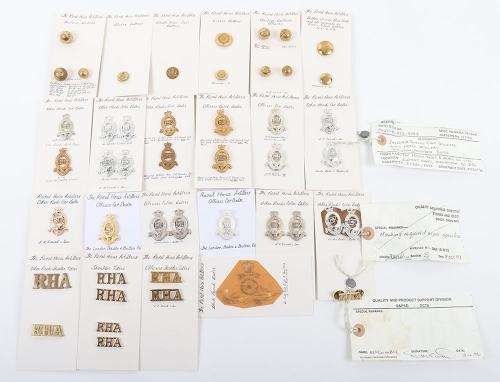 Assortment of Queen&rsquo;s Crown Cap, Collar, Shoulder Titles & Buttons to the Royal Horse Artillery.